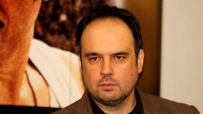 "Ne morate da odete da biste se osećali kao stranac": Predstava kao odraz života