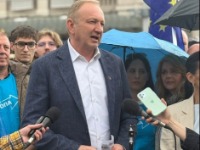 Đilas: Vučić ne želi Srbiju u EU jer tamo ne može da napravi lažnu Evropu