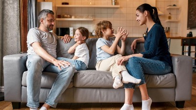 Psiholozi tvrde da ovih 8 staromodnih pravila pravi emocionalno stabilnu decu