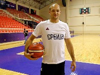 Rakočević: Pevati ožalošćenoj majci… Najgore ljudsko dno