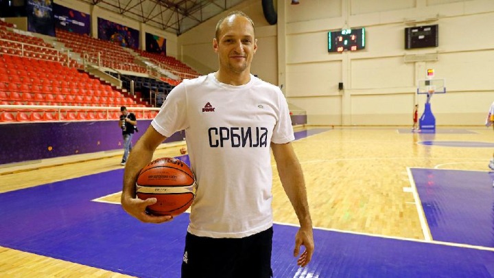 Rakočević: Pevati ožalošćenoj majci… Najgore ljudsko dno