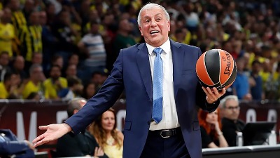 TELEFON?! Žoc ima metode koje svi ne prihvataju (VIDEO)