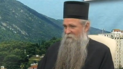 Mitropolit Joanikije? Dostojan, šamar kliki oko AV