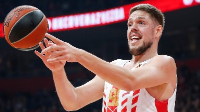 "Uništio je sve u državi, sada uništava Zvezdu"