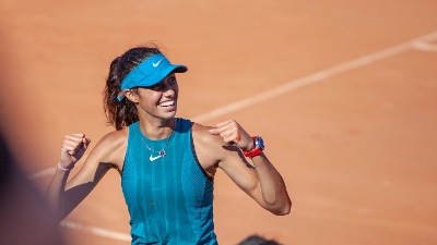 Olga Danilović na pobedu do Rolan Garosa