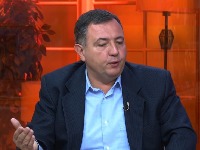 Anđelković za DIREKTNO: Vučić na sofisticiran način otvara priču o izborima