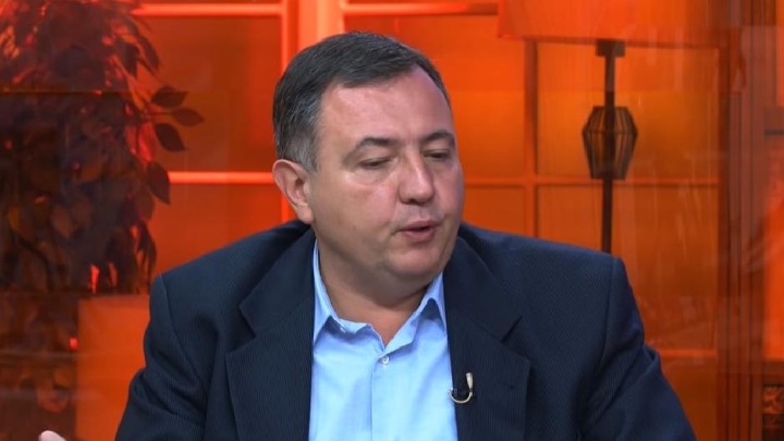 Anđelković za DIREKTNO: Vučić na sofisticiran način otvara priču o izborima