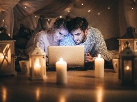 Kažu da je ovo NAJGORI božićni film svih vremena - da li se slažete? (VIDEO) 