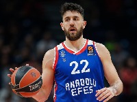 Efes želi Micića, ali...