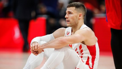 "Ta Zvezda nije građena na novcu, a ova...: Bili Beron se obratio Delijama