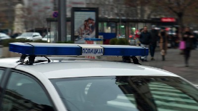 STRAVIČNA NESREĆA u Kaću: Jedno vozilo završilo u jarku smrskano, drugo na krovu (FOTO)