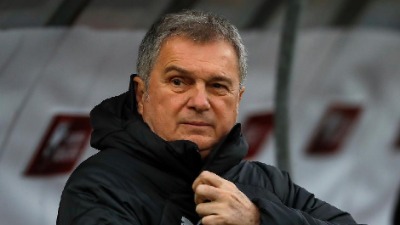 Šok: Bivši selektor Srbije završio u bolnici! 