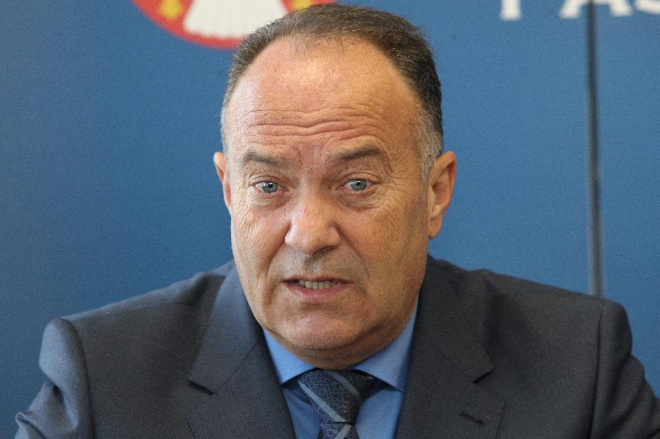 Sarcevic Zatvorio Svoju Skolu A Druge Kaznjava Drustvo I