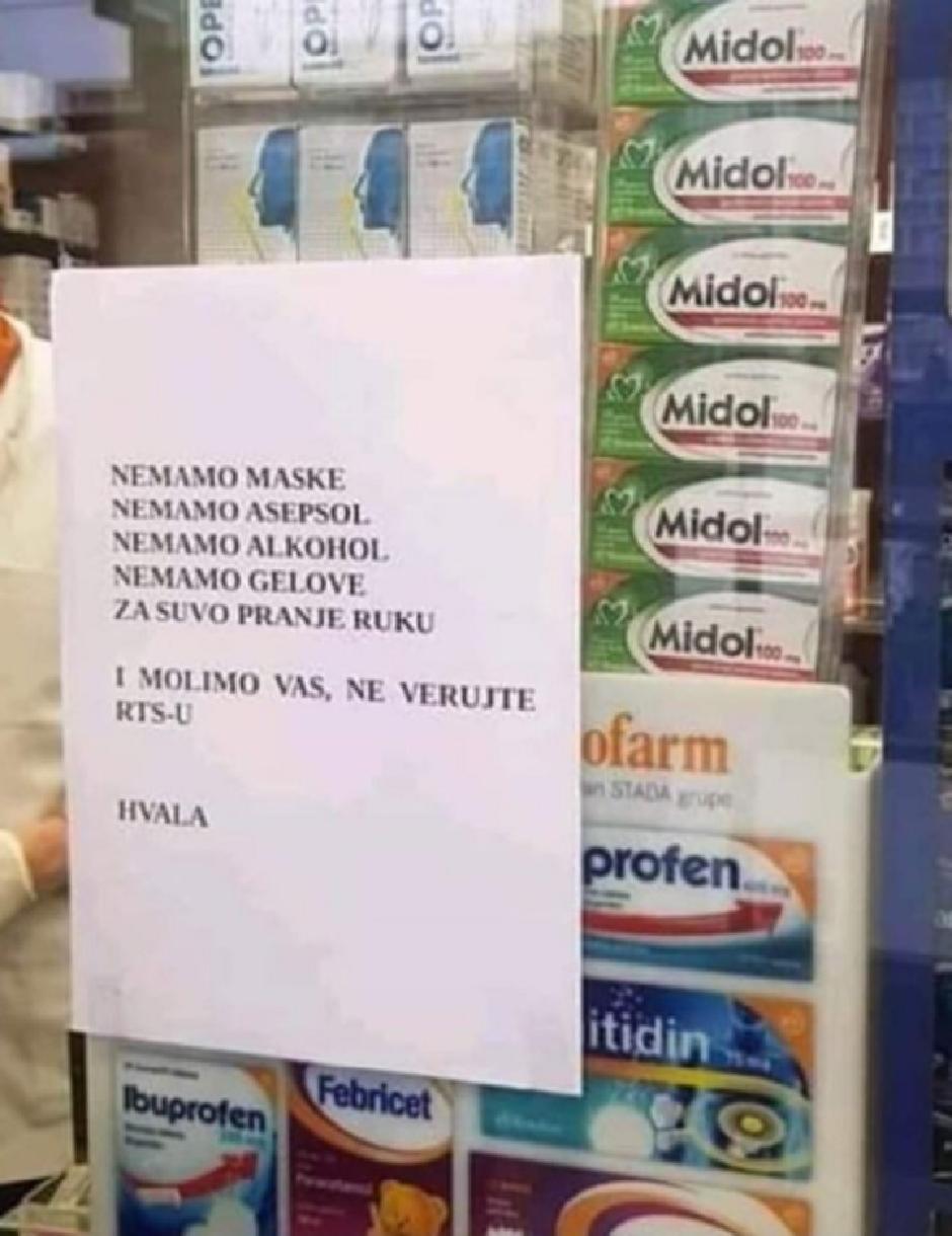Iz Apoteka Porucuju Ne Verujte Rts Foto Korona Direktno