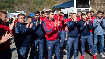 ZVANIČNO Poznat novi termin meča Trepča - Zvezda ZVANIČNO Poznat novi termin meča Trepča - Zvezda