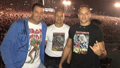 (FOTO) SVIRAJ, MEJDENE! Rakočević otišao u daleki Čile da bi slušao omiljeni bend