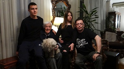 Ekskluzivno Direktno U Domu ÄorÄa Marjanovica Srecan RoÄendan Legendo Muzika Direktno 2,548 likes · 51 talking about this. ekskluzivno direktno u domu ÄorÄa