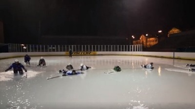 (VIDEO) Nehumani uslovi za male hokejaše u Subotici