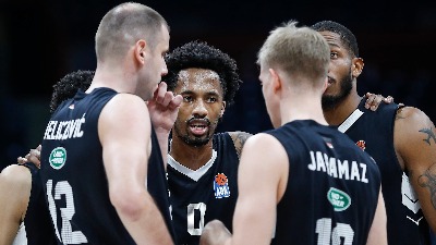 STOTKA CRNO-BELIH Partizan overio prvo mesto pred plej-of STOTKA CRNO-BELIH Partizan overio prvo mesto pred plej-of